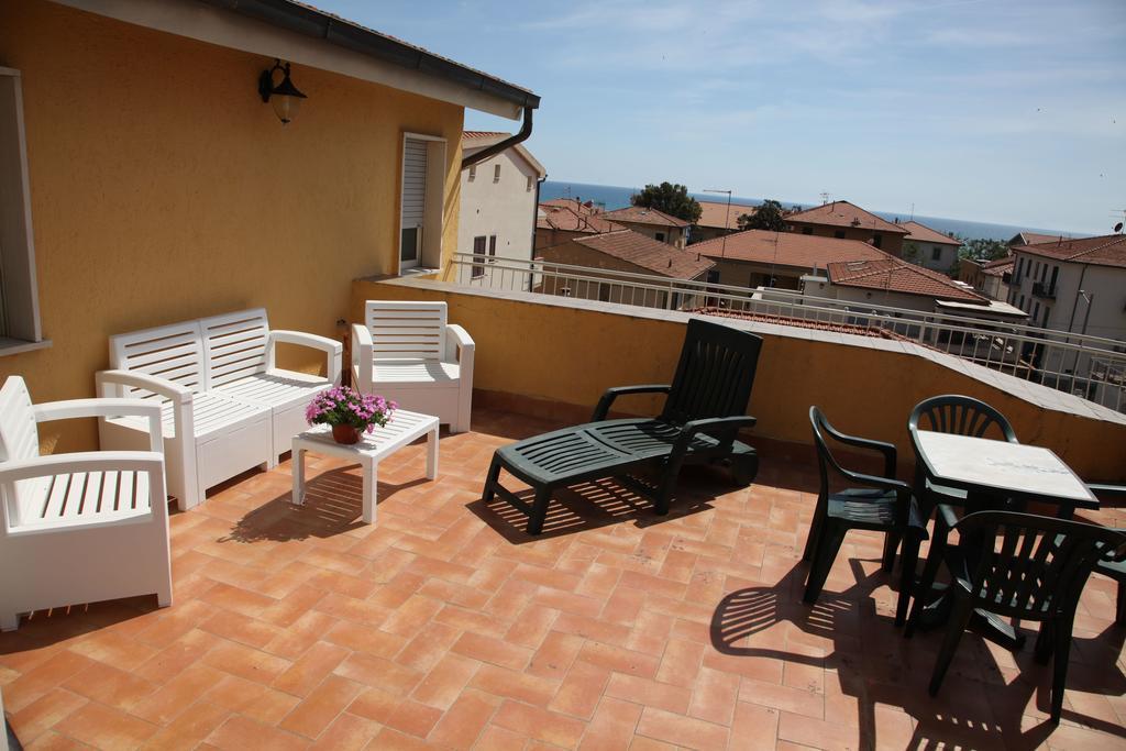 Albergo Rossella Castiglione della Pescaia Bagian luar foto